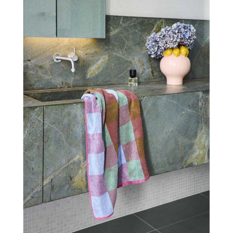 Kip&Co Bondi Tartan Terry Hand Towel image number 1